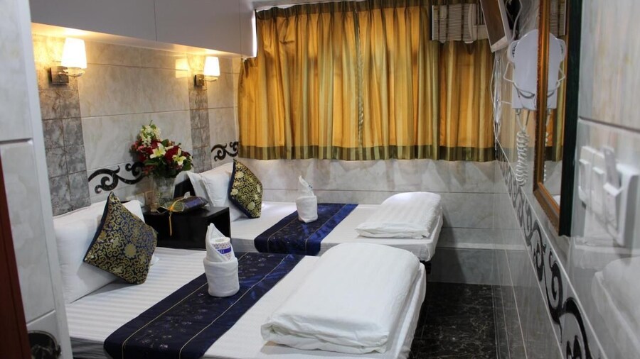 Om Guest House