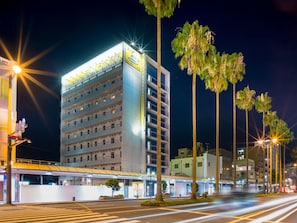 Front of property - evening/night - Super Hotel Miyazaki (Miyazaki)