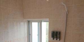 Bathroom shower - Kaeruya (Nakijin)