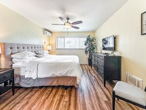 3 bedrooms, iron/ironing board, free WiFi, bed sheets