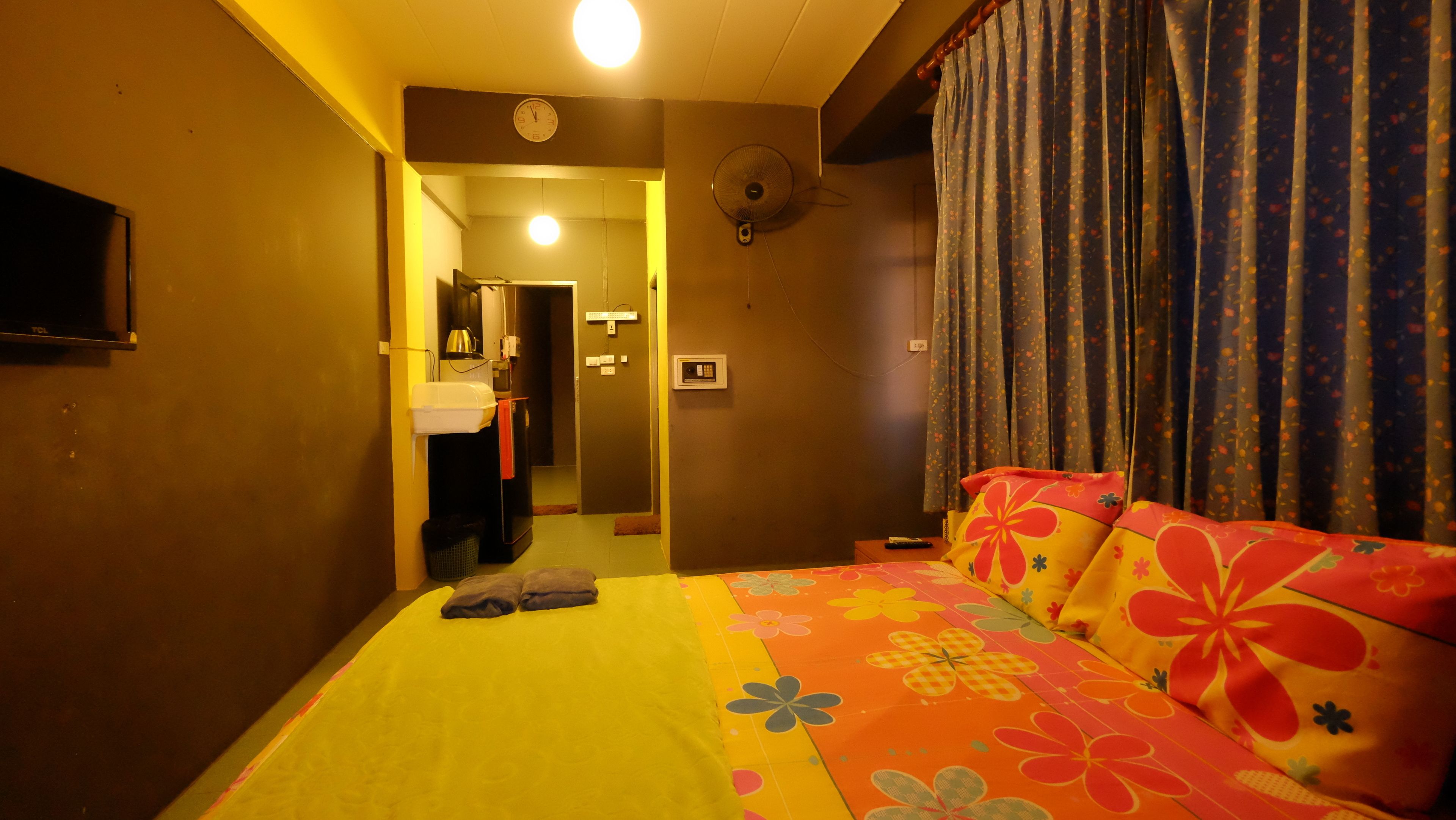 Standard Double Room | Free WiFi