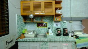 Property amenity - Let It Bee Econo Hostel (Ko Lanta)