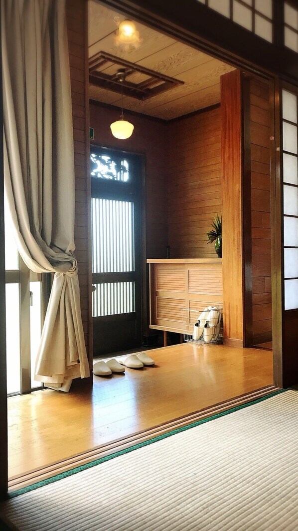 Interior entrance - Vacation Rental Kaniya (Nakijin)