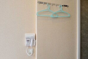 Exclusive Double Room | Room amenity - HK Mingdu Hostel (Kowloon)