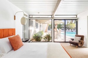 3 bedrooms, desk, iron/ironing board, travel cot - Namastay Here Mid Century Home with Pool/Spa (Palm Springs)