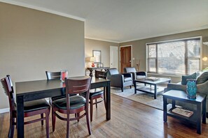 Interior - 2 blocks from Tulsa Expo Square/Fairgrounds (Tulsa)