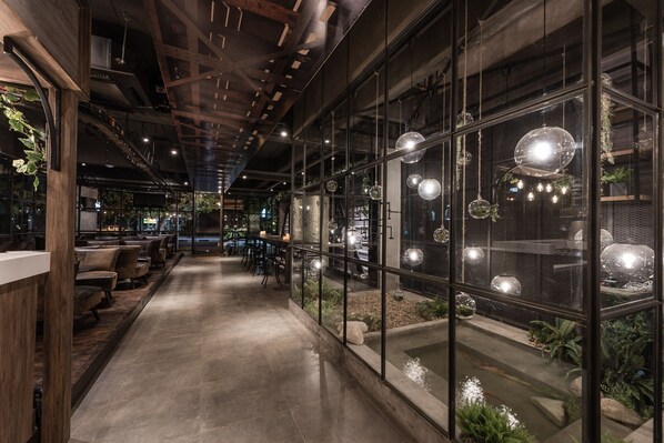 Restaurant - WesTory - Hostel (Kanchanaburi)