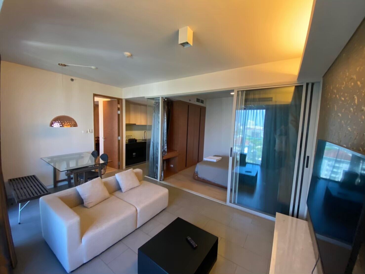 Habitación cuádruple Deluxe | Escritorio, cortinas blackout y insonorización 