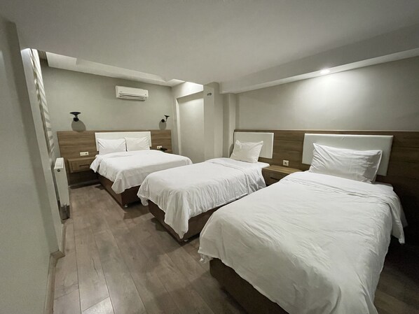 Standard Triple Room | Desk, free WiFi - Hotel Bakay (Sanliurfa)
