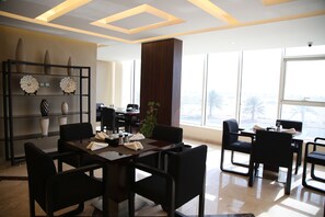 Breakfast, lunch and dinner served