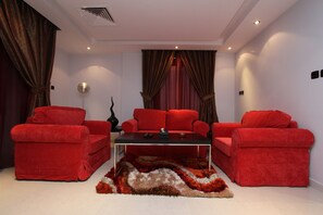 Televisión LED 32 pulgadas con canales de televisión vía satélite