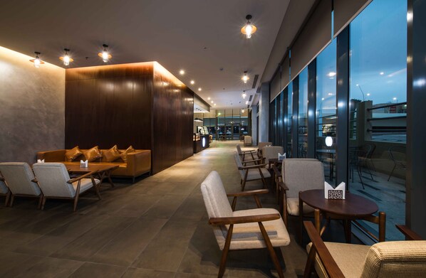 Dining - Aber Al Sahafa (Riyadh)