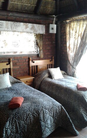 1 Schlafzimmer, Schreibtisch