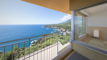 Standard Twin Room, 2 Twin Beds, Non Smoking, Ocean View | Beach/ocean view