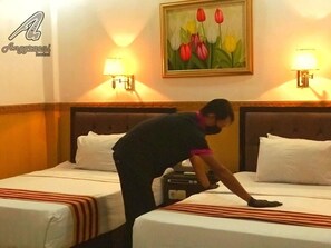 Deluxe Room | Desk, free WiFi - Anggraeni Hotel Ketanggungan (Ketanggungan)