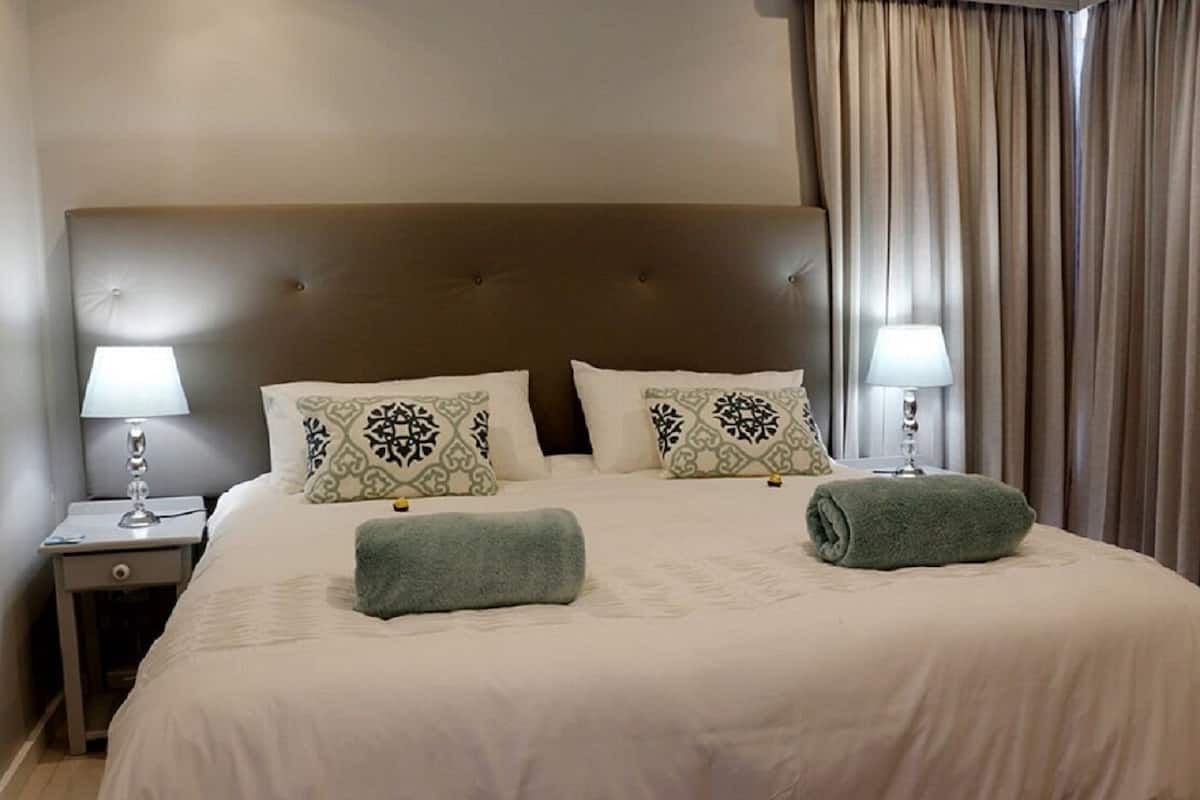 Ropa de cama de alta calidad, cubrecamas y colchones con pillow-top