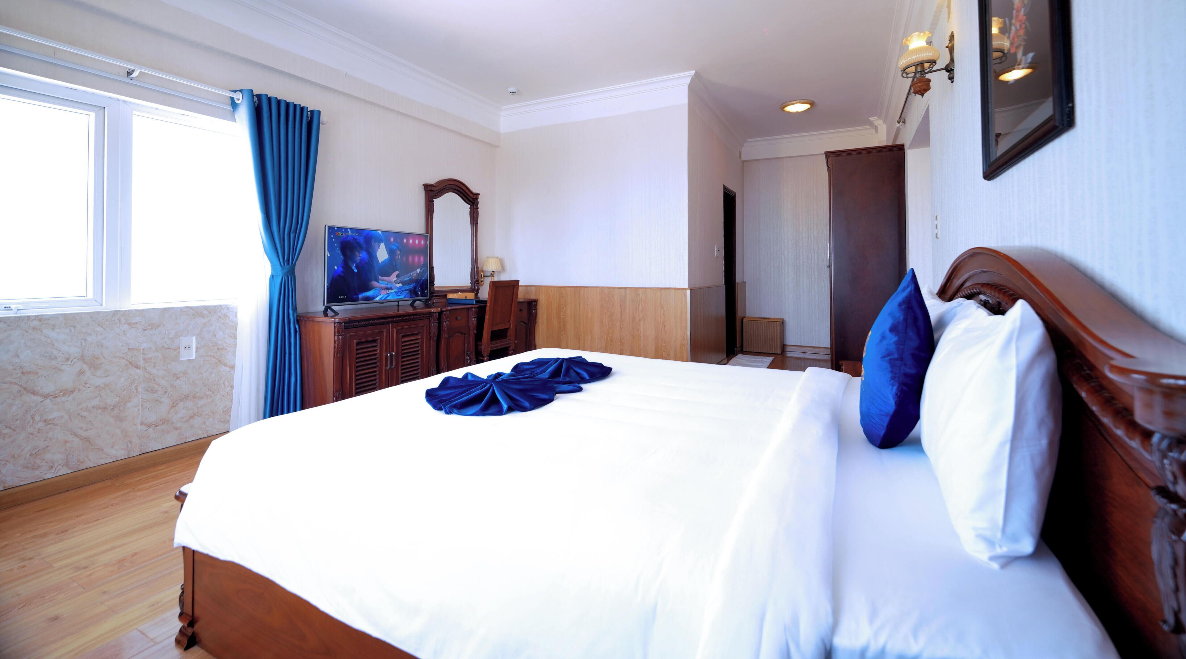 Habitación doble (Queen) | Minibar, escritorio, wifi gratis