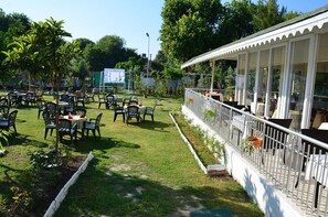 2 restaurants, breakfast, lunch, dinner served; Turkish cuisine - Elis Beach Hotel (Manavgat)
