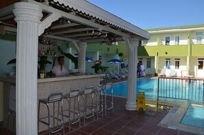 Poolside bar - Elis Beach Hotel (Manavgat)