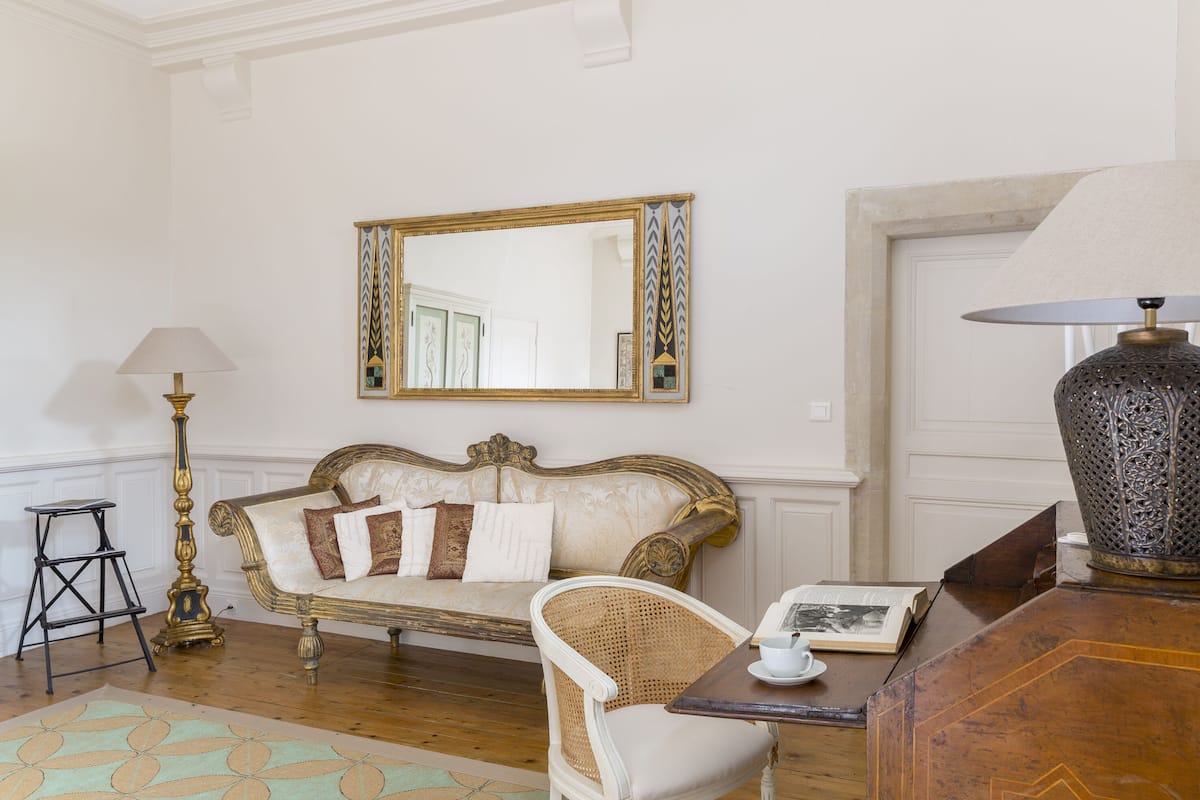 ห้องซูพีเรียดับเบิล, ห้องน้ำในตัว, วิวสวน (Chambre de l'Amiral) | เครื่องนอนระดับพรีเมียม, โต๊ะทำงาน, พื้นที่ทำงานแบบใช้แล็ปท็อป