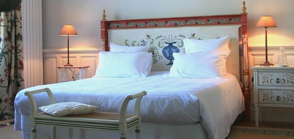 Superior Double Room, Ensuite, Garden View (Chambre de l'Amiral)