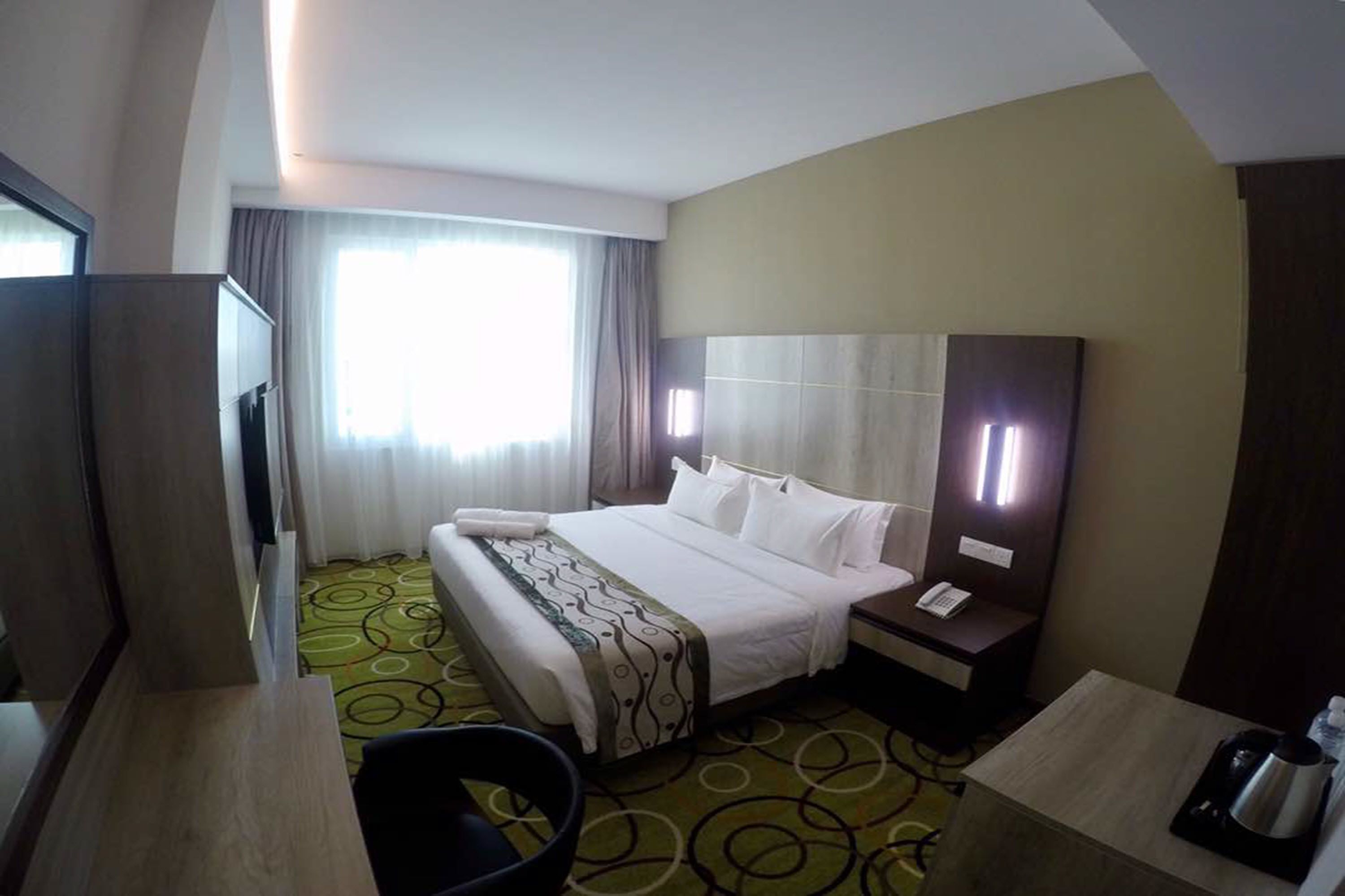 in-room safe, desk, soundproofing, iron/ironing board