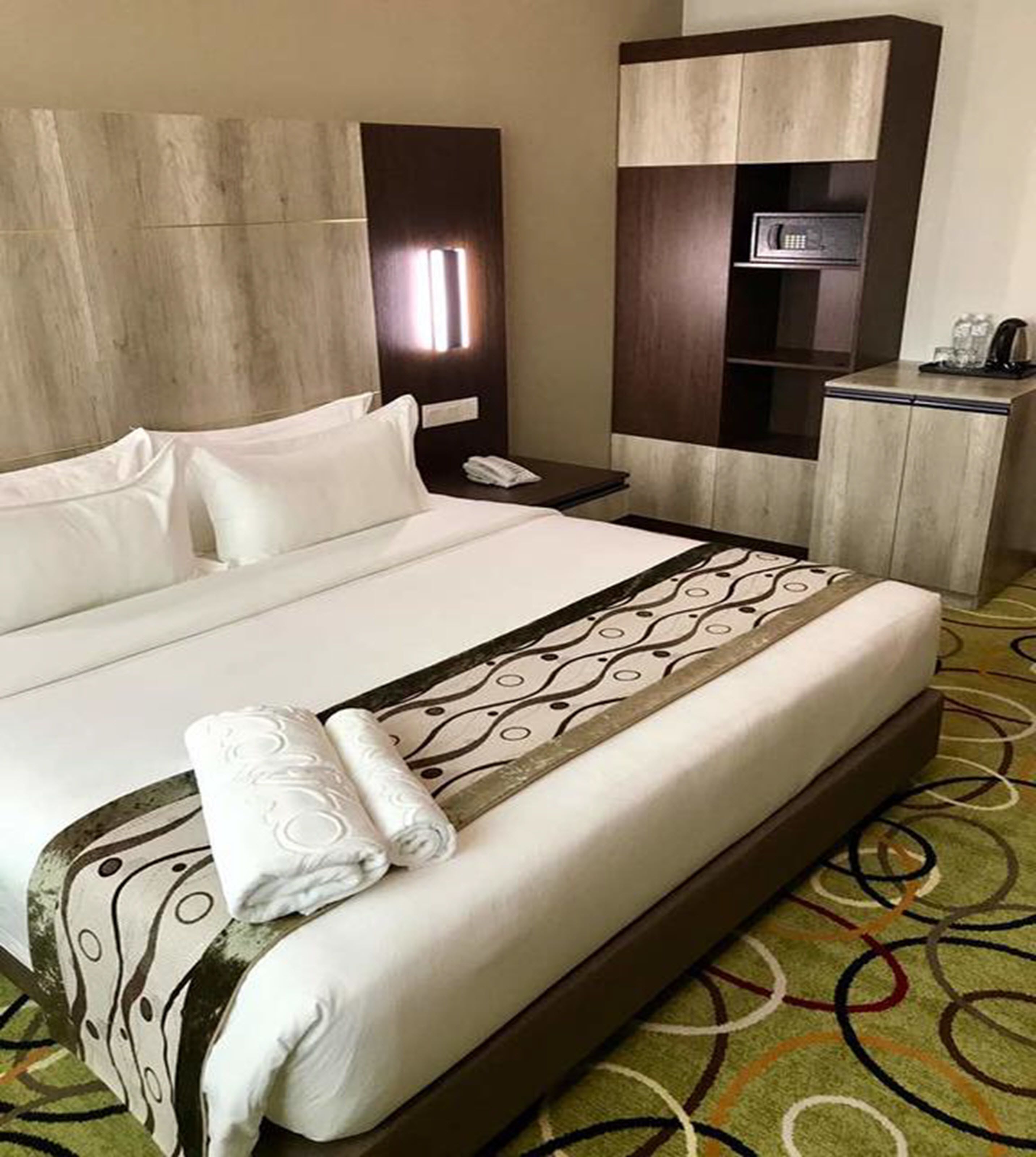 in-room safe, desk, soundproofing, iron/ironing board