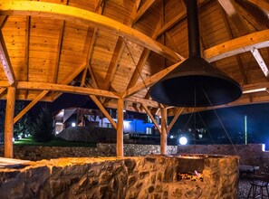 BBQ/picnic Area - Apartamenty pod Łysicą (Górno)
