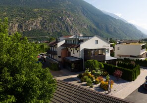 Fachada de la propiedad