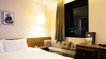Deluxe Double Room, 1 King Bed, Non Smoking, City View (with SPA)