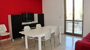 Apartment, 3 Bedrooms, Balcony | Living area - Affitto Turistico FL (Formia)