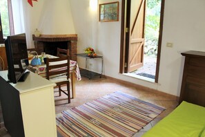 Apartment, 1 Bedroom | Living area | TV - Casa Querceto (Itri)