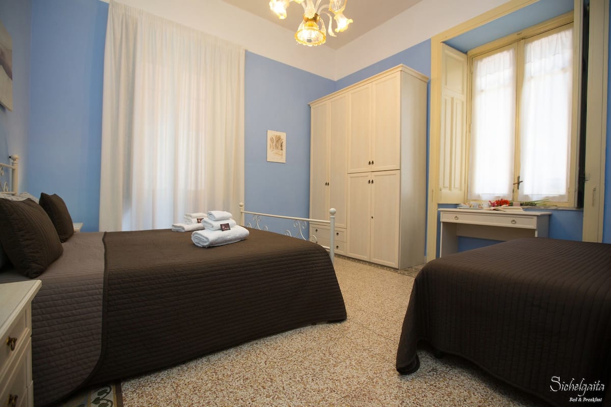 Dreibettzimmer