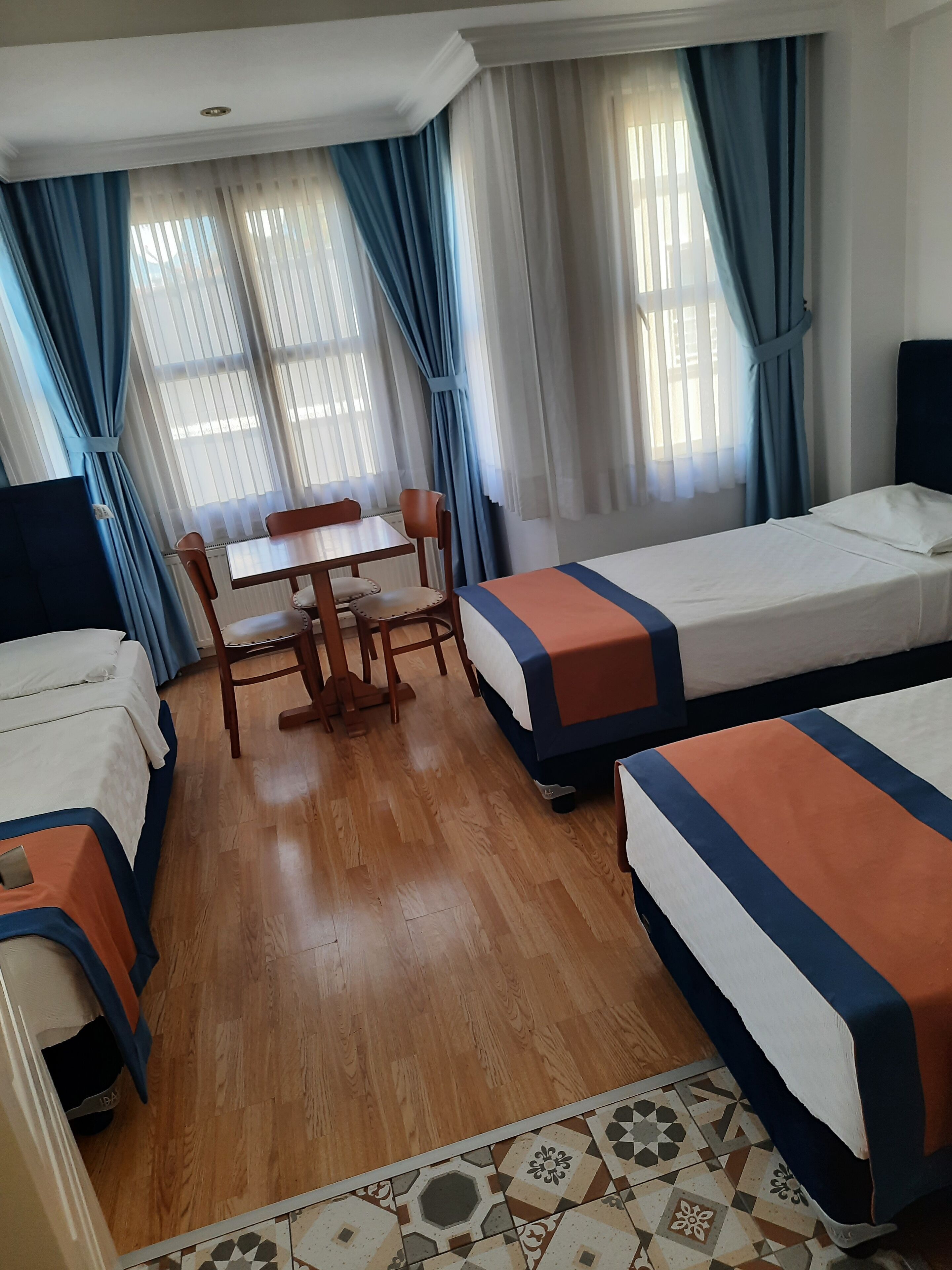 Desk, laptop workspace, free WiFi, bed sheets