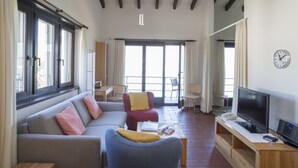 Apartment, 1 Schlafzimmer, Seeblick (Apt 27 x 3Pax) | Wohnzimmer