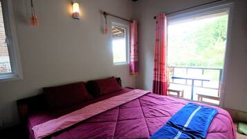 Bungalow with Garden View | Free WiFi