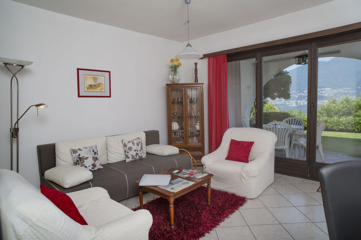 Studio, 1 Schlafzimmer, Seeblick (Apt 32) | Wohnbereich