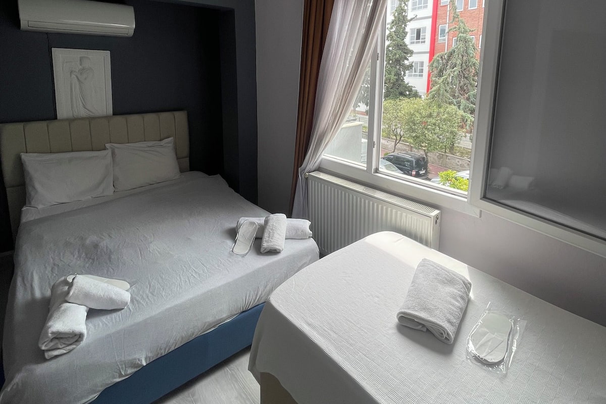 Desk, free WiFi, bed sheets