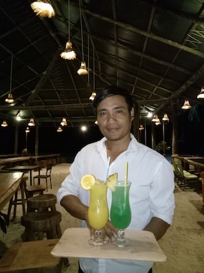 Makanan dan minuman