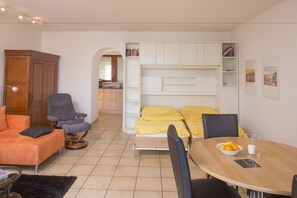 Estúdio, 1 quarto, vista para o lago (Apt 42) | 1 quarto, escrivaninha, Wi-Fi de cortesia