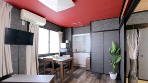 Tradisjonell studiosuite (Liz2) | Oppholdsområde | Flatskjerm-TV