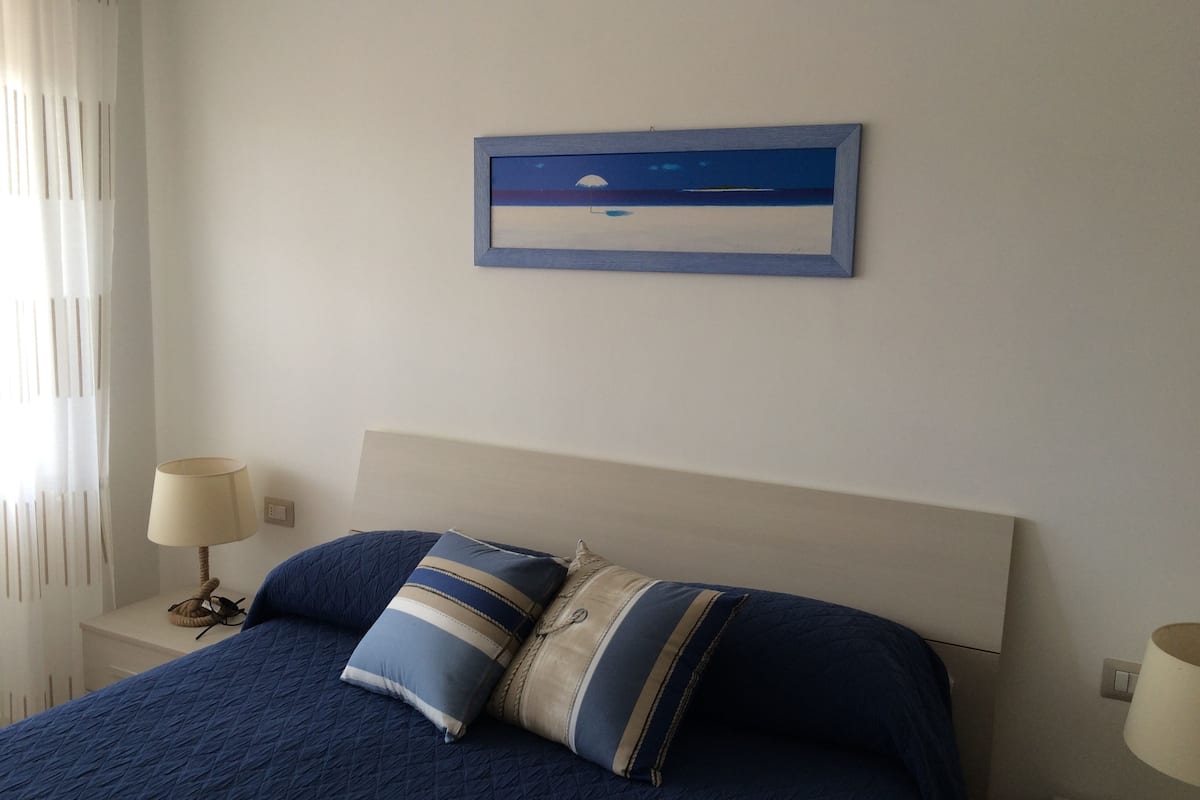 Deluxe Double Room, Patio, Sea View | Premium bedding, minibar, desk, soundproofing
