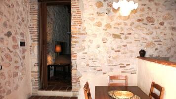 Apartment, 1 Bedroom | Private kitchen