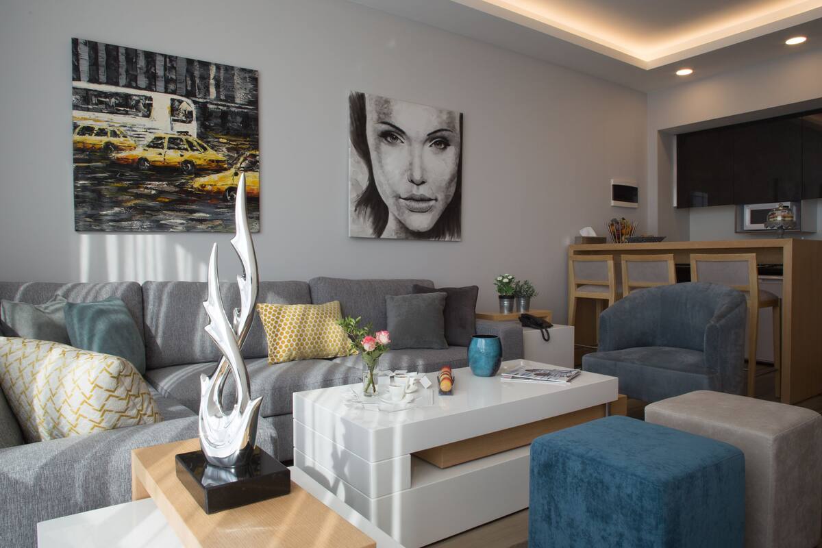 superior apartment, 1 bedroom, sea view | living area | 40-inch led tv with cable channels, tv