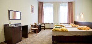 1 bedroom, desk, iron/ironing board, free cots/infant beds