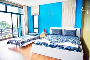 Habitación doble superior, 1 cama King size, baño privado, vista a la ciudad | Sábanas italianas Frette, ropa de cama de alta calidad y escritorio 