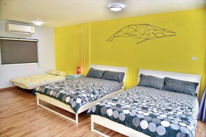 Habitación familiar, varias camas, baño privado, vista a la ciudad | Vista desde la habitación