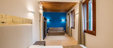 1 bedroom, premium bedding, soundproofing, iron/ironing board