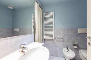 Bathroom - Palmieri 31 (Bologna)