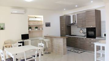 Villa, 2 camere da letto | Pasti in camera